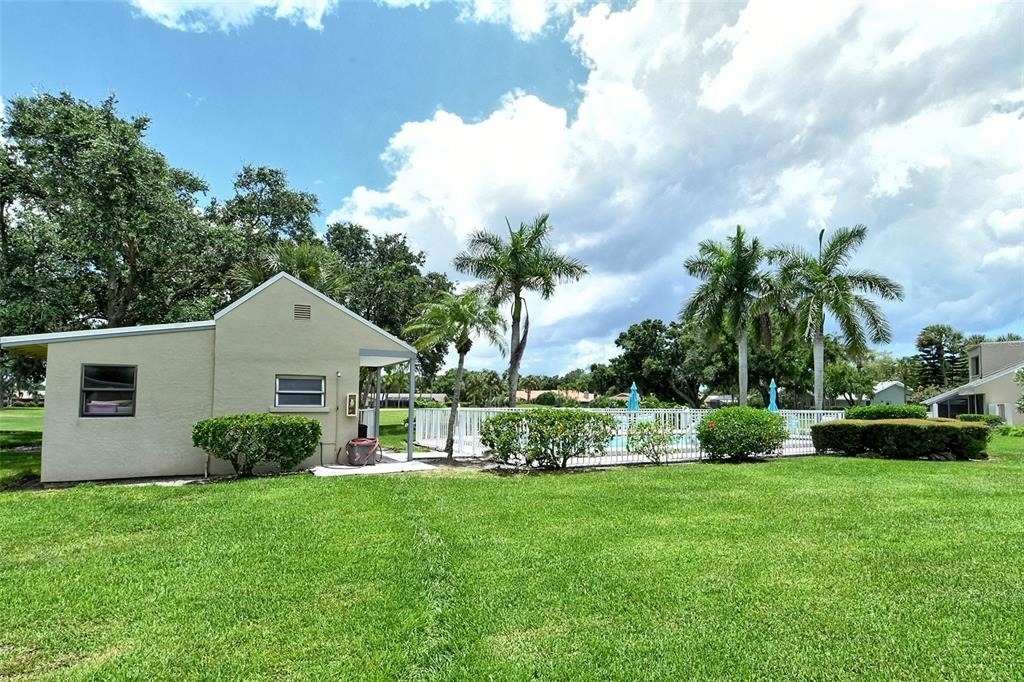 2517 Glebe Farm Close - Photo 36