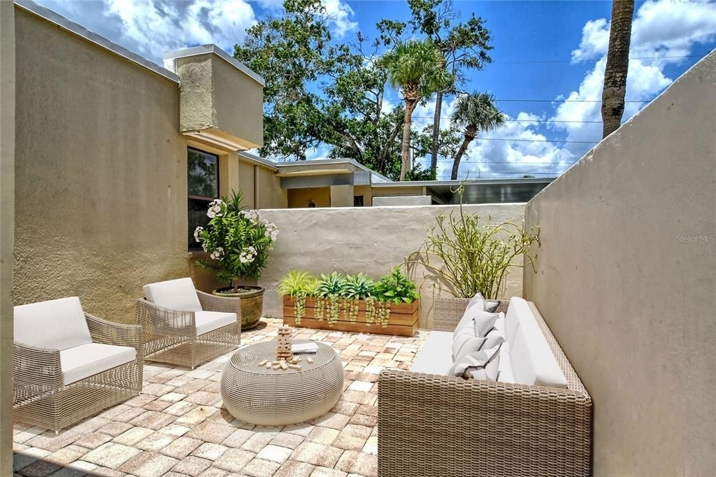 2517 Glebe Farm Close - Photo 3