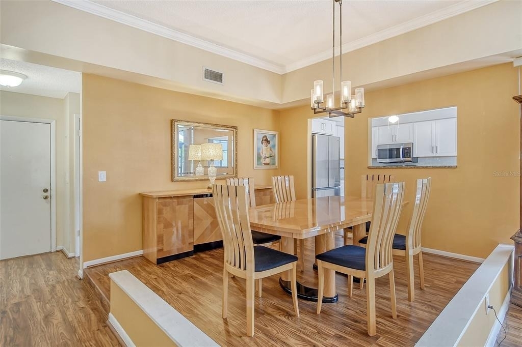2517 Glebe Farm Close - Photo 8