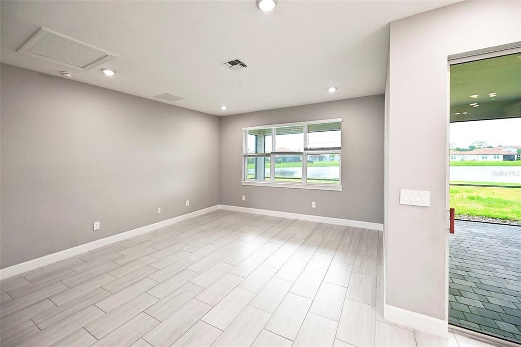 3806 Savanna Palms Court - Photo 11