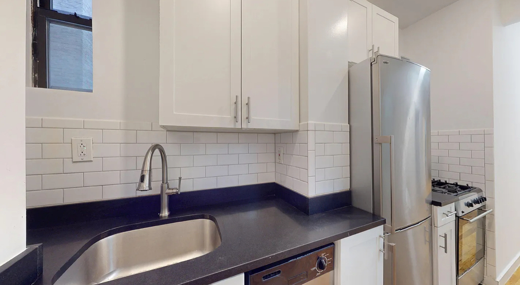  East 91st Street - Photo 13