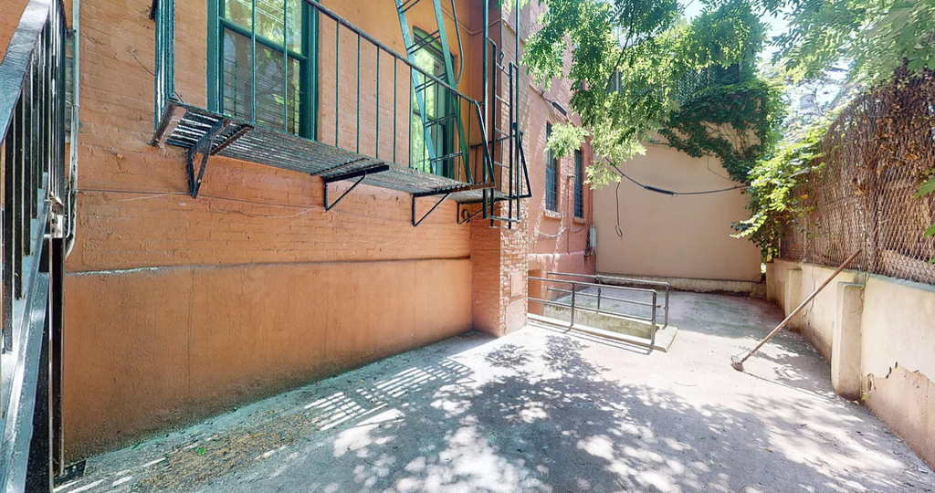  East 91st Street - Photo 5