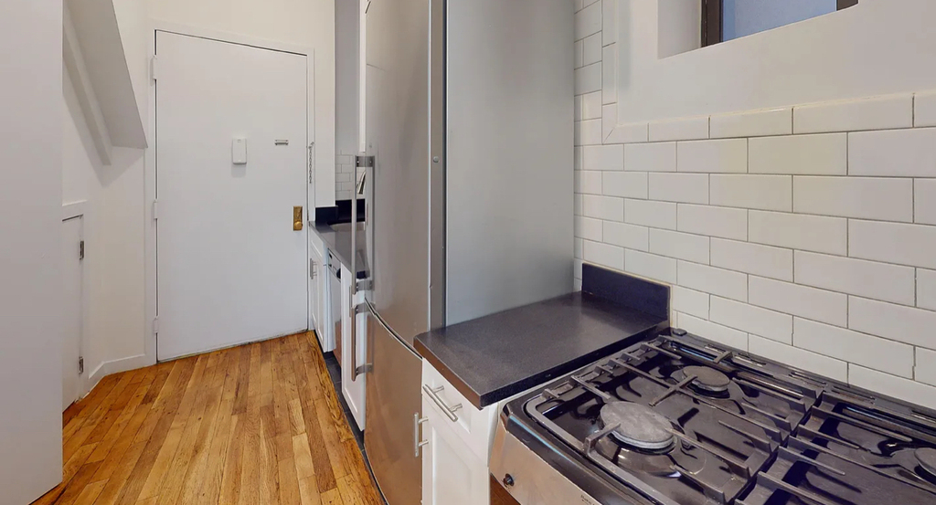  East 91st Street - Photo 12