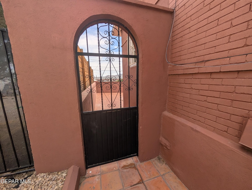 608 Stewart Court - Photo 1