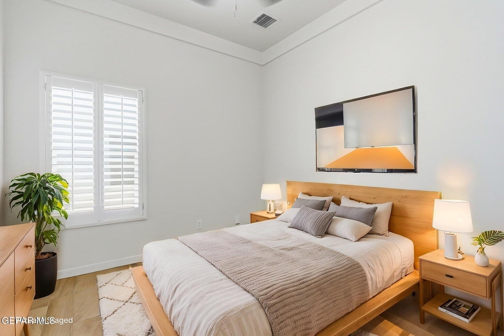 14824 Sam Garcia Avenue - Photo 16