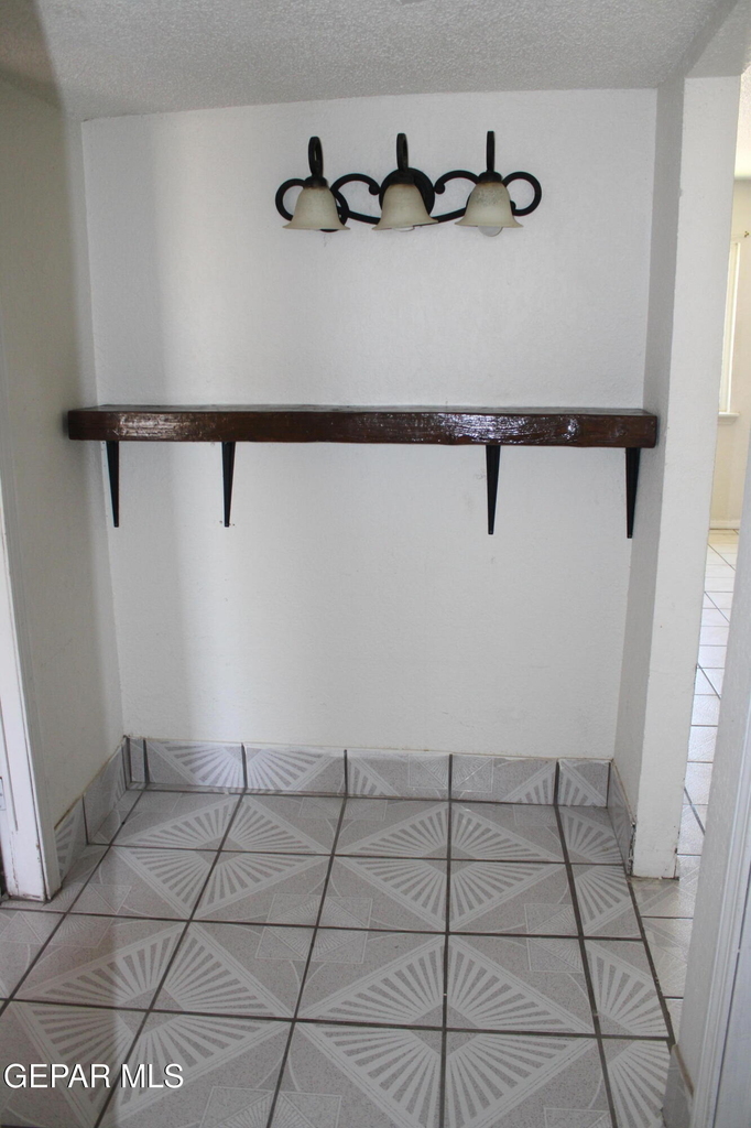 1368 Reid Road - Photo 6