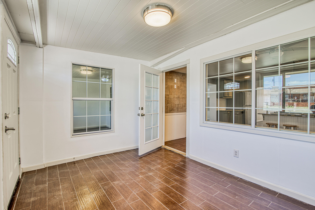 8613 Kingsway Drive - Photo 39