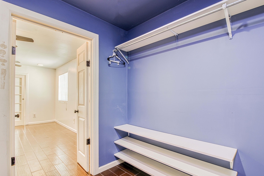 8613 Kingsway Drive - Photo 21