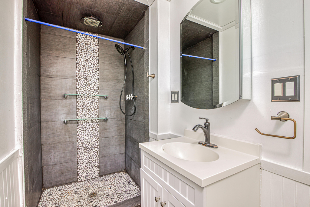 8613 Kingsway Drive - Photo 17