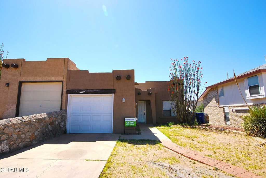 216 Cutlass Drive - Photo 0