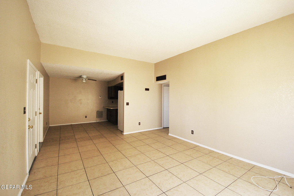 216 Cutlass Drive - Photo 5
