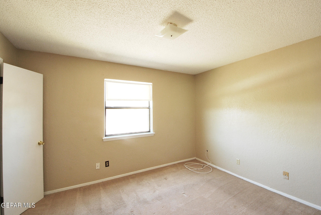 216 Cutlass Drive - Photo 14