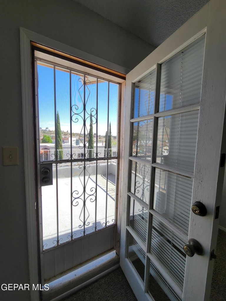 3200 Mountain Ridge Drive - Photo 31