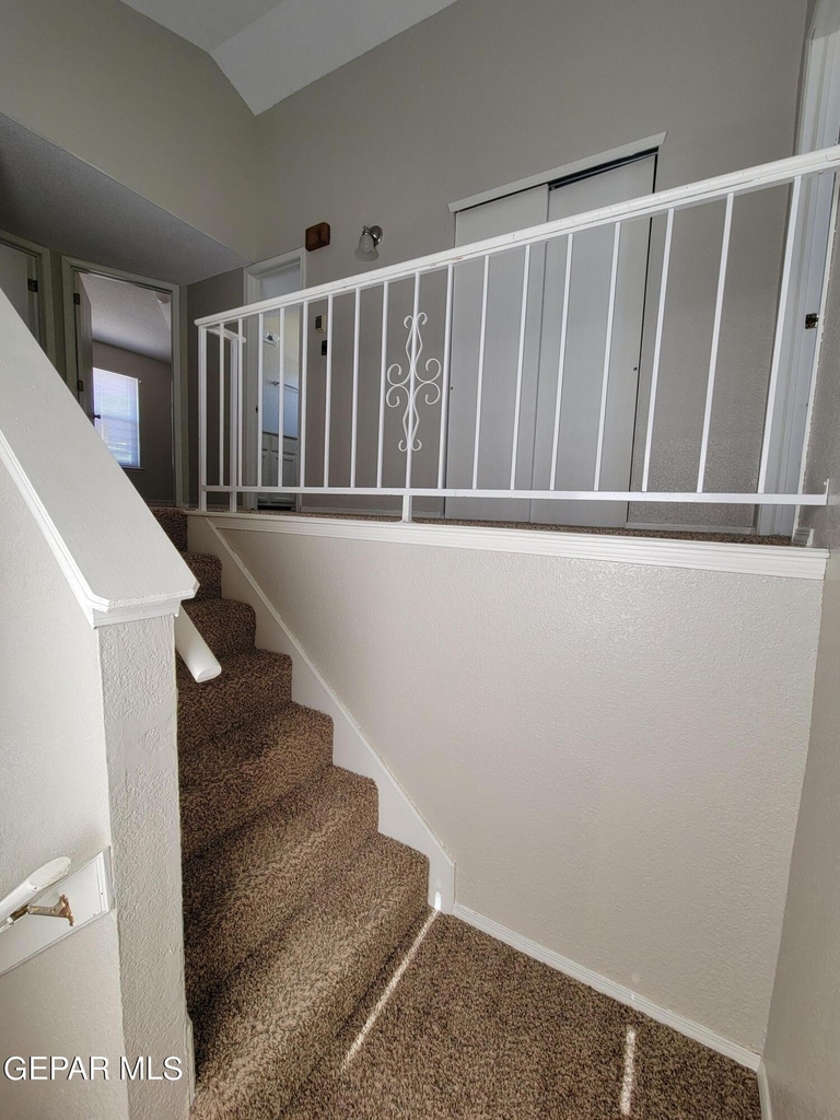 3200 Mountain Ridge Drive - Photo 22