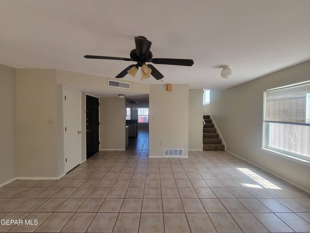 3200 Mountain Ridge Drive - Photo 7