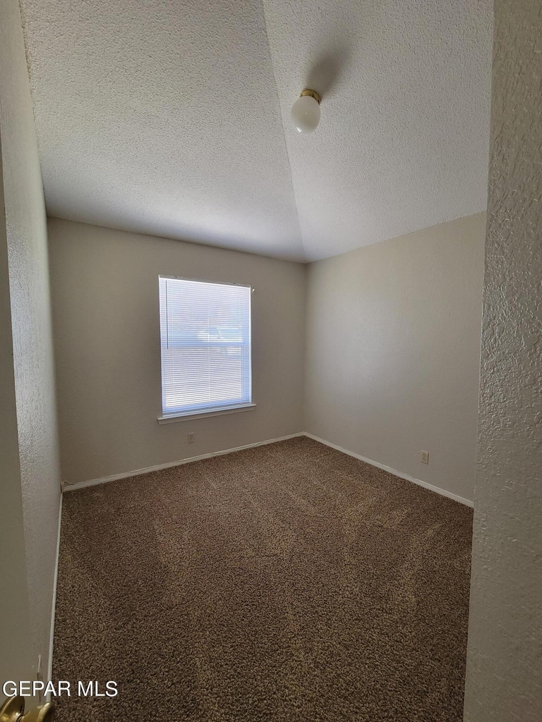 3200 Mountain Ridge Drive - Photo 44