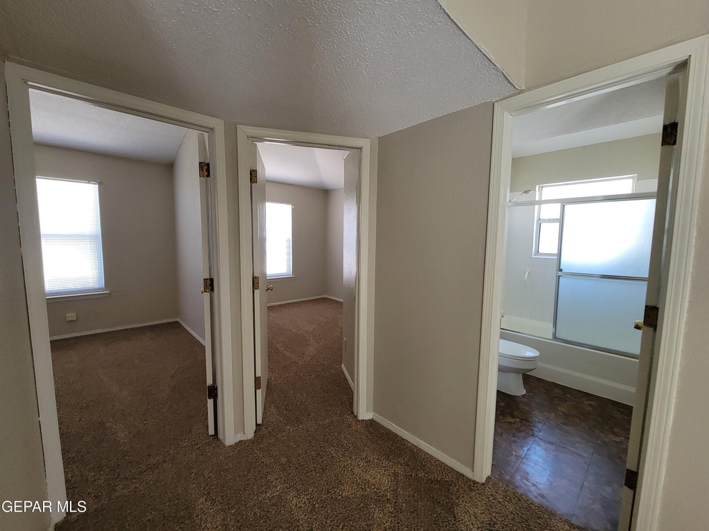 3200 Mountain Ridge Drive - Photo 25