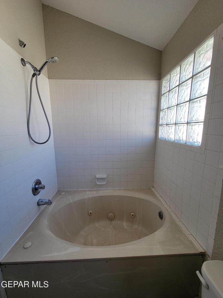 3200 Mountain Ridge Drive - Photo 38