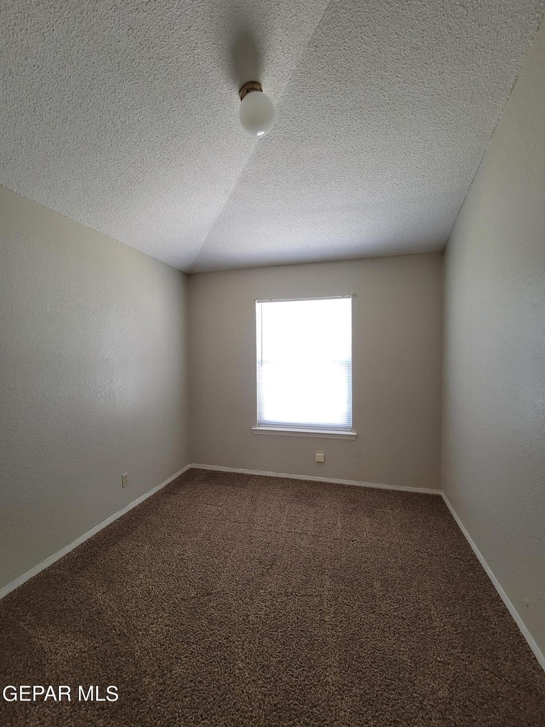 3200 Mountain Ridge Drive - Photo 41