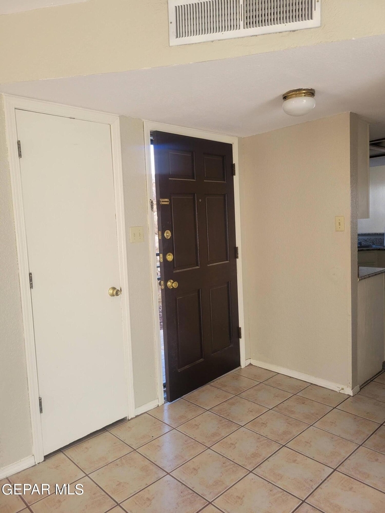 3200 Mountain Ridge Drive - Photo 2