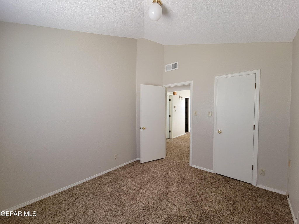3200 Mountain Ridge Drive - Photo 42