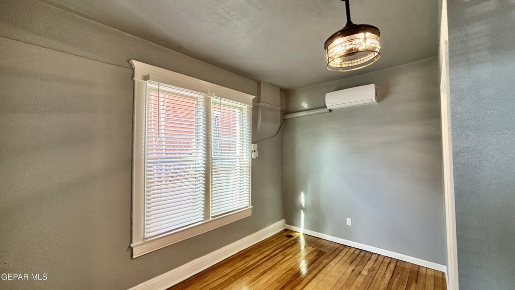 1509 E Yandell - Photo 7