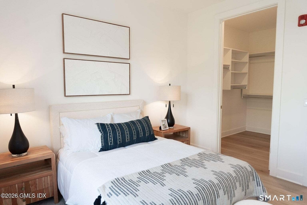 100 Putnam Avenue - Photo 9