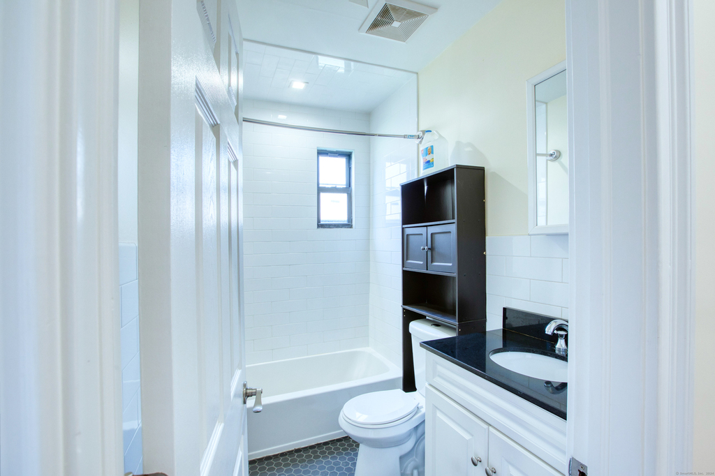 180 Willow Street - Photo 12