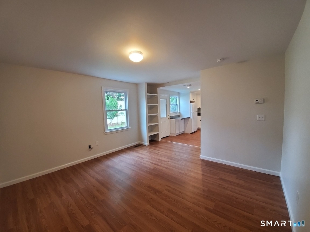 170 Brookfield Avenue - Photo 6
