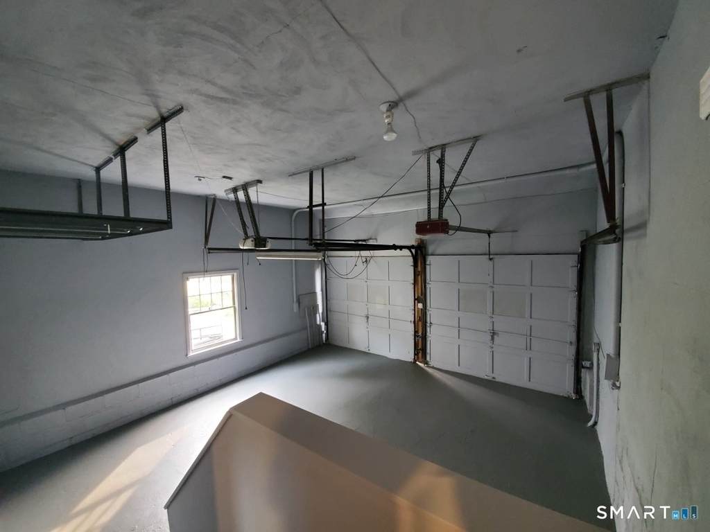 170 Brookfield Avenue - Photo 16