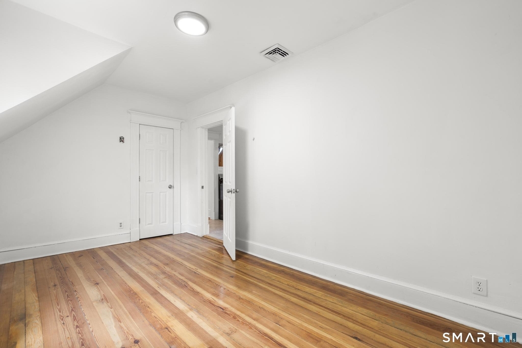 132 Bunker Hill Avenue - Photo 7
