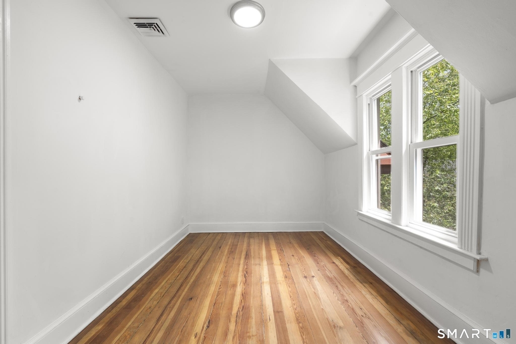 132 Bunker Hill Avenue - Photo 8