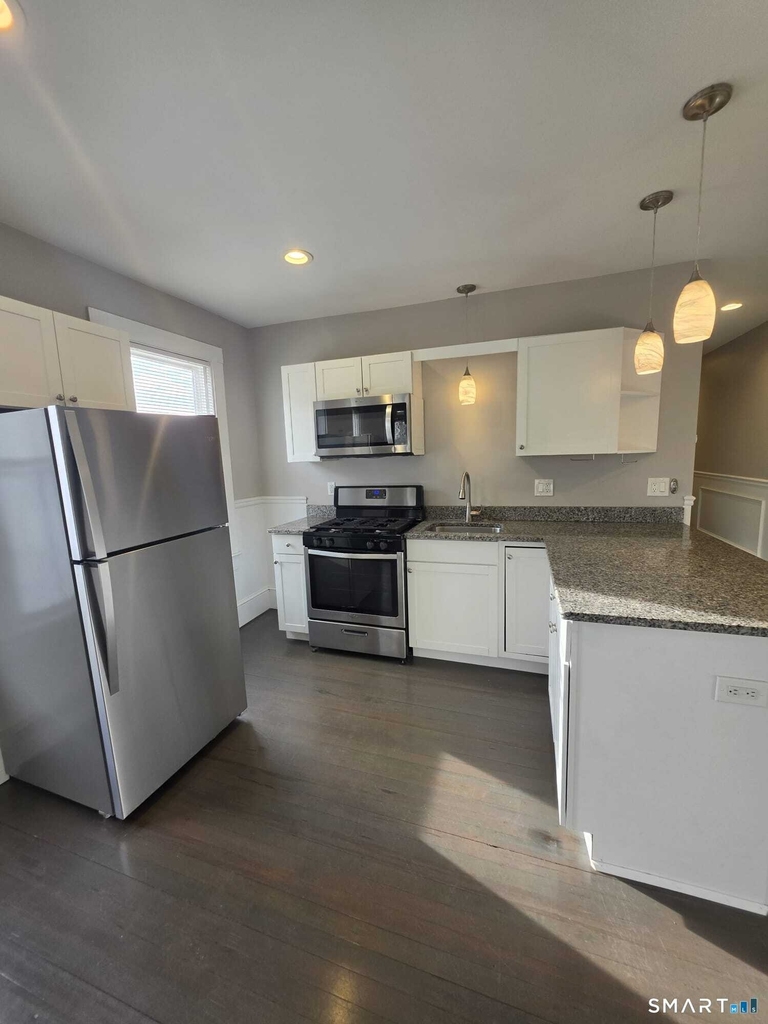 95 Mitchell Street - Photo 0