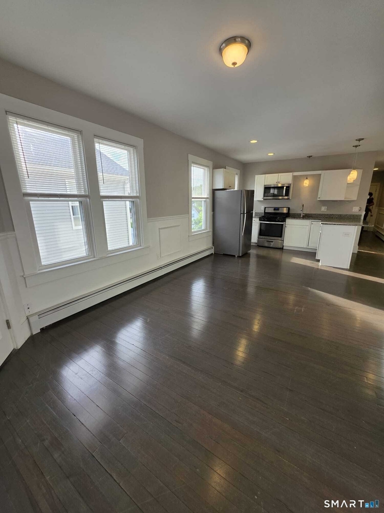 95 Mitchell Street - Photo 2