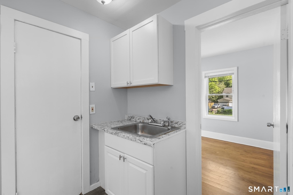 165 Starr Street - Photo 8