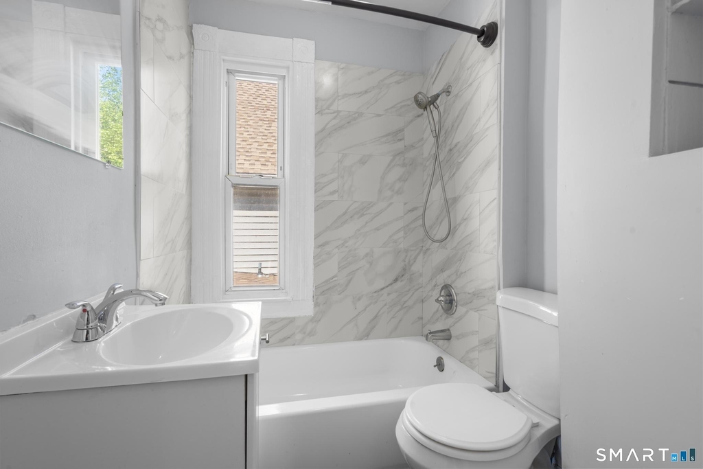 165 Starr Street - Photo 10