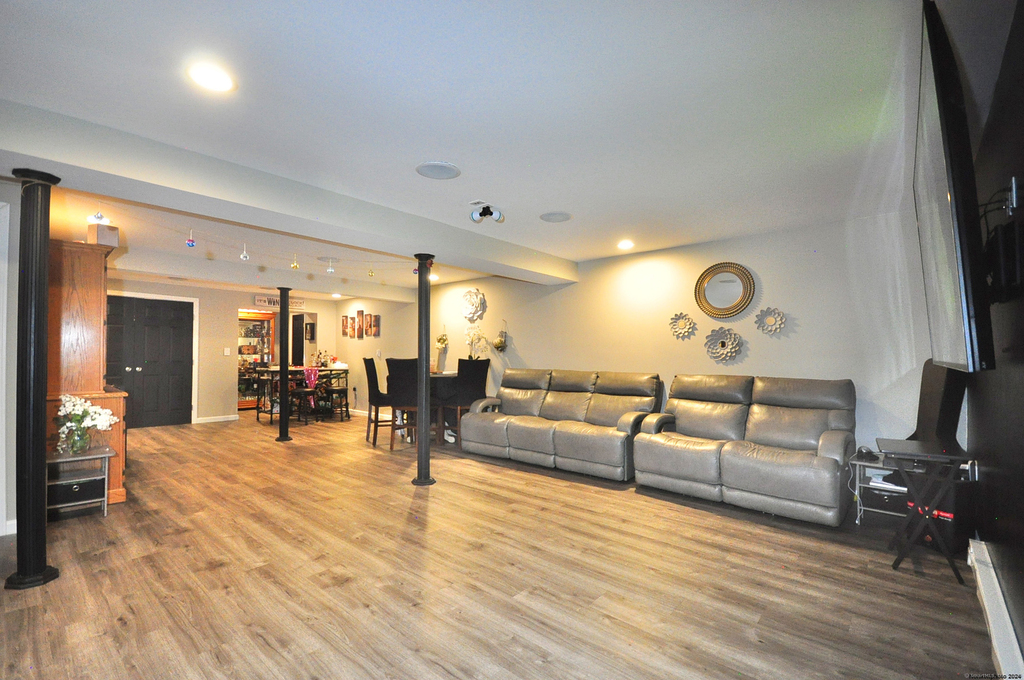 1 Katherine Way - Photo 33