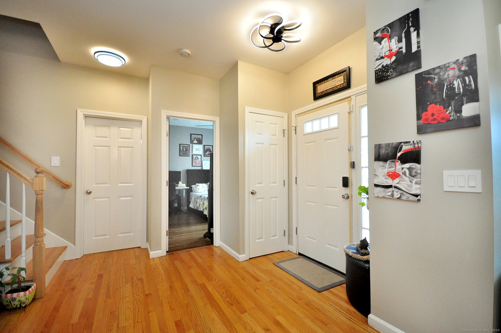 1 Katherine Way - Photo 2