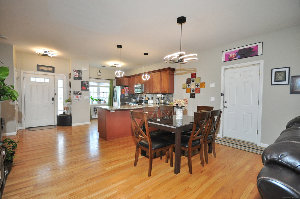 1 Katherine Way - Photo 7