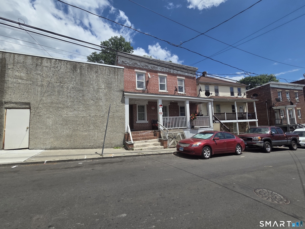 37 Rose Park Avenue - Photo 0
