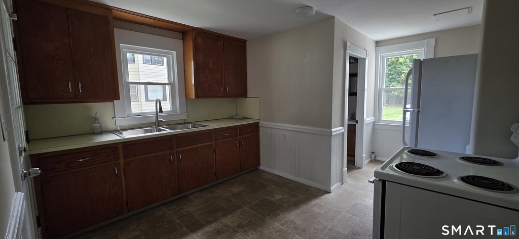 86 Main Street - Photo 4