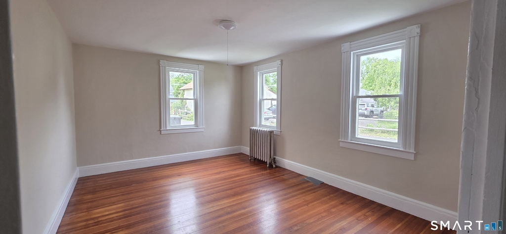 86 Main Street - Photo 5