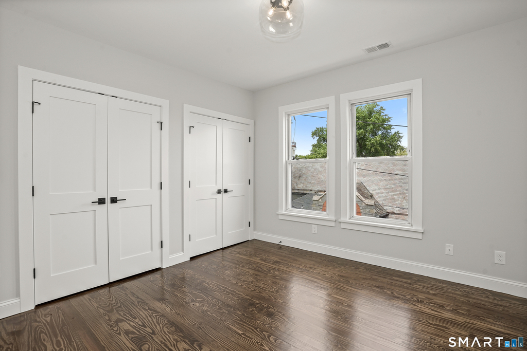 174 Coram Avenue - Photo 5