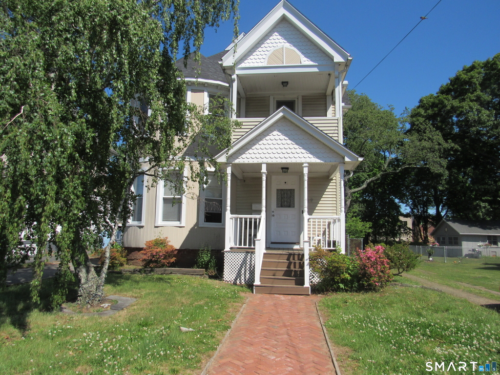 69 Center Street - Photo 0