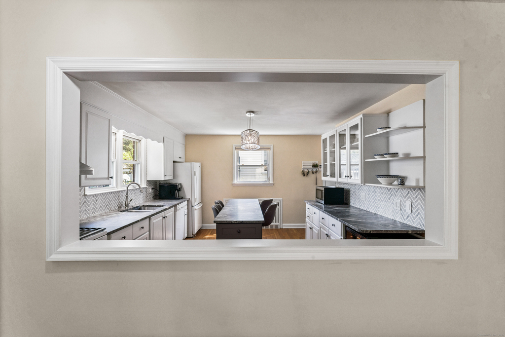 112 Fourth Street - Photo 11