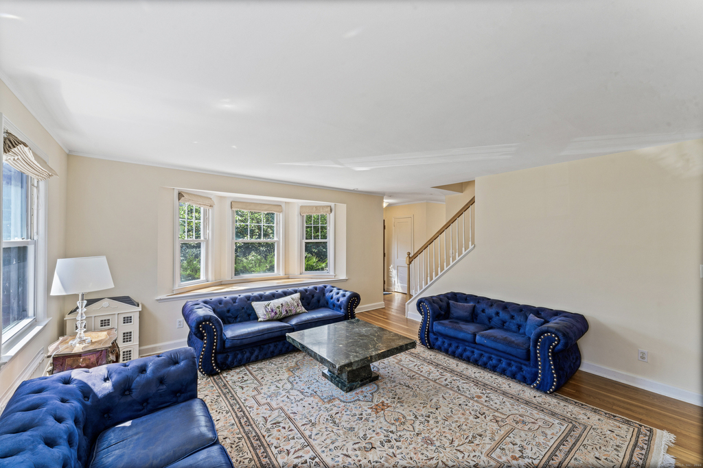 112 Fourth Street - Photo 3