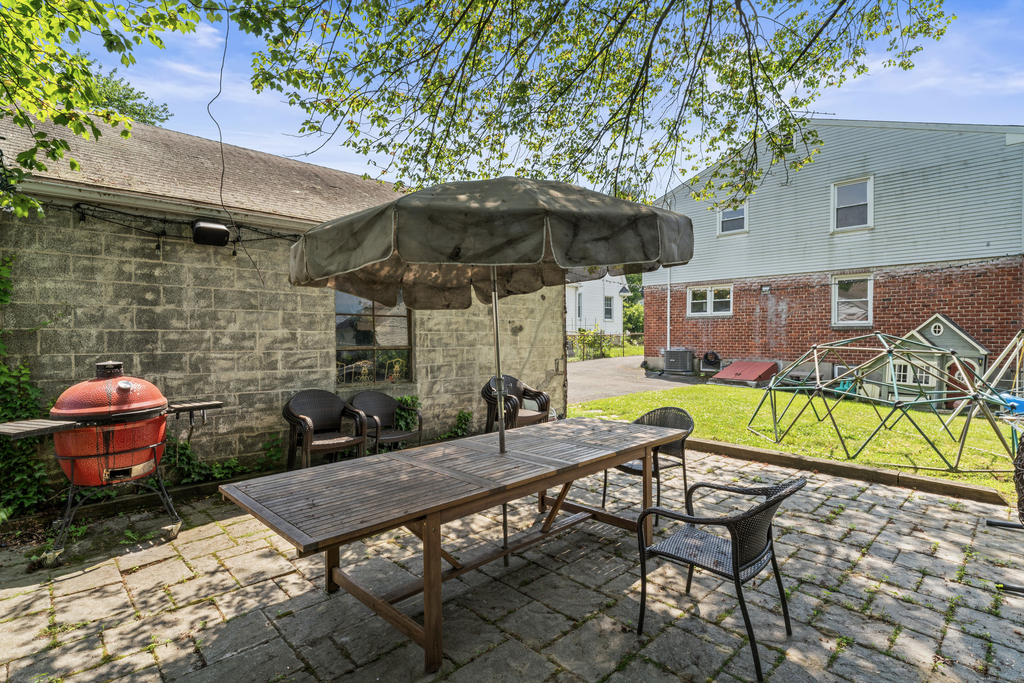 112 Fourth Street - Photo 35
