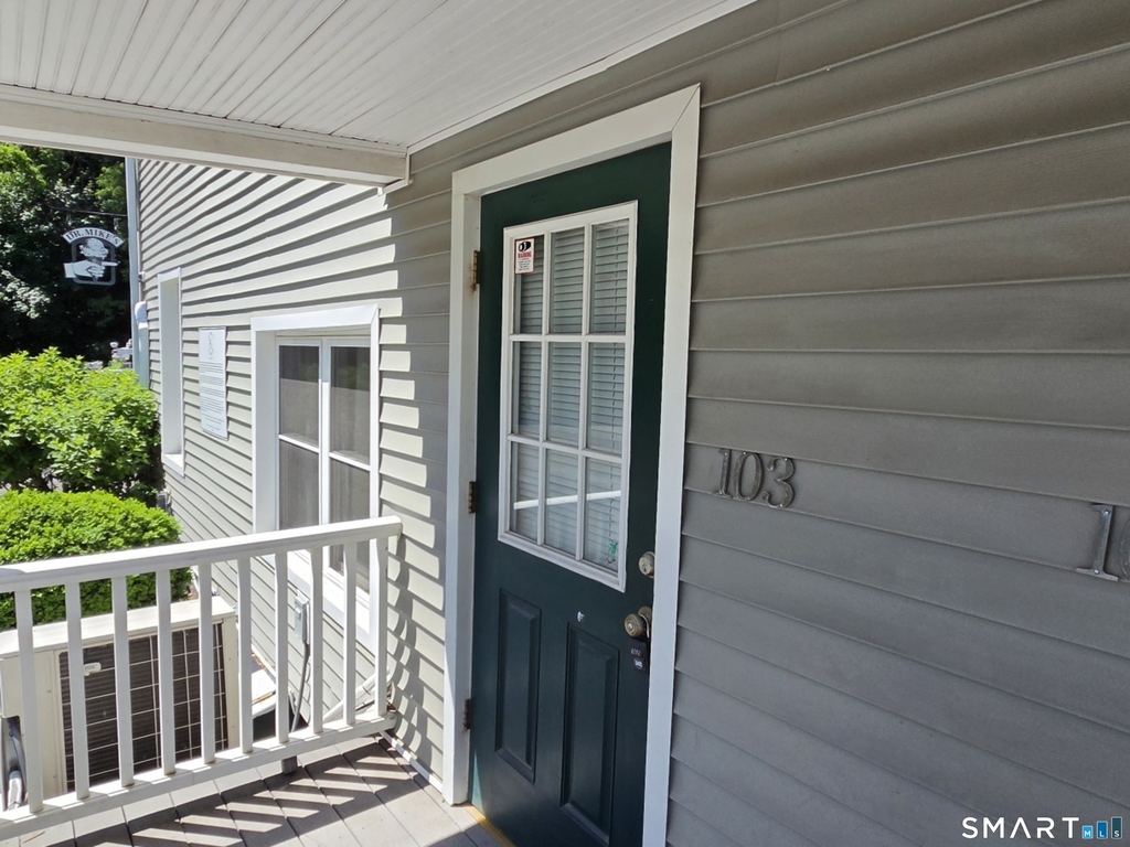 158 Greenwood Avenue - Photo 3