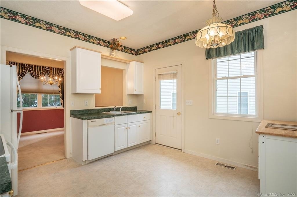 47 Pepper Bush Lane - Photo 17