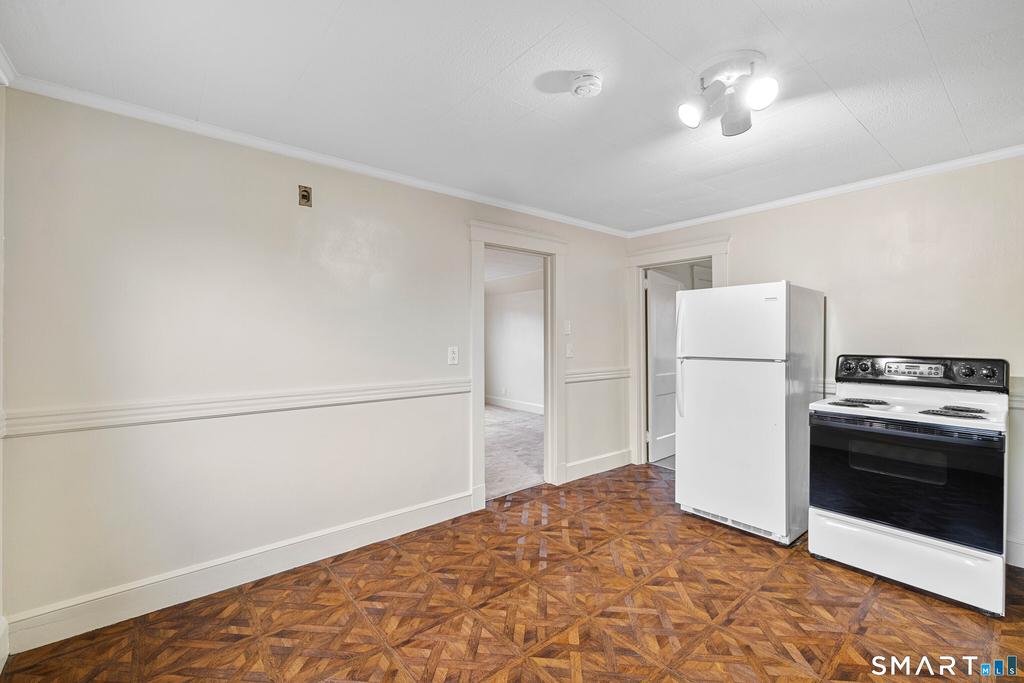 1857 State Street - Photo 7
